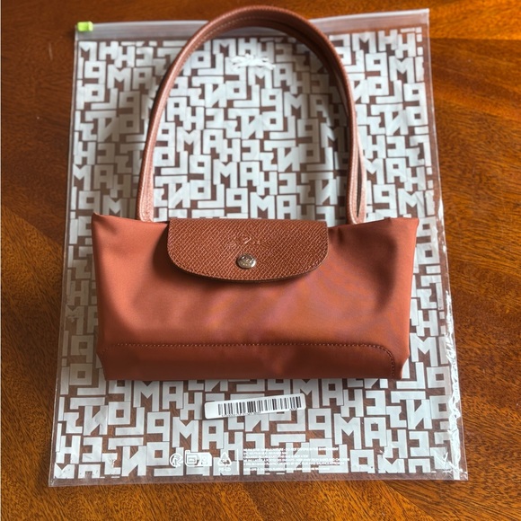 Longchamp MediumTote Bag in Brick - Picture 8 of 14